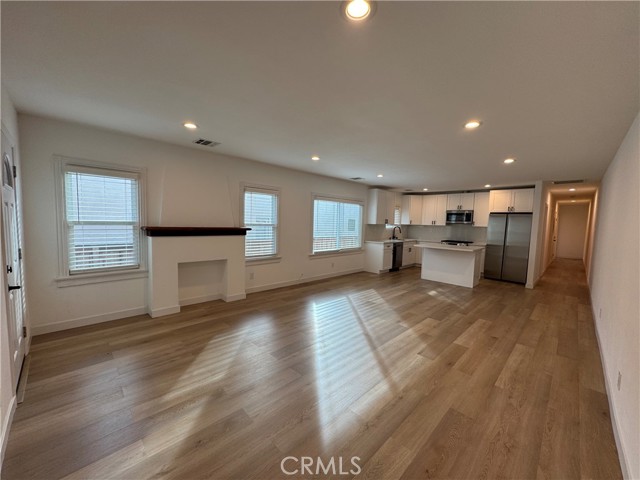 Front Image Thumbnail for CRSR25259613