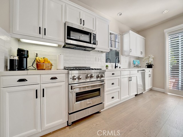 Detail Gallery Image 9 of 28 For 24 Arborside, Irvine,  CA 92603 - 3 Beds | 2/1 Baths