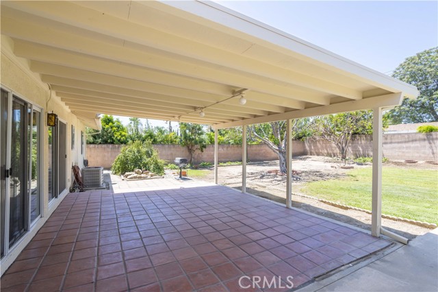 Detail Gallery Image 31 of 37 For 10957 Chimineas Ave, Porter Ranch,  CA 91326 - 4 Beds | 2 Baths