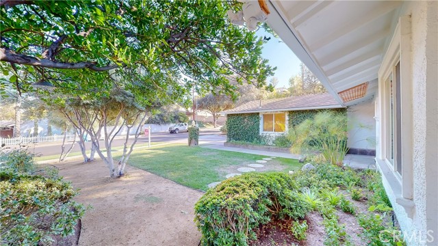 Image 3 for 6115 Glide Ave, Woodland Hills, CA 91367
