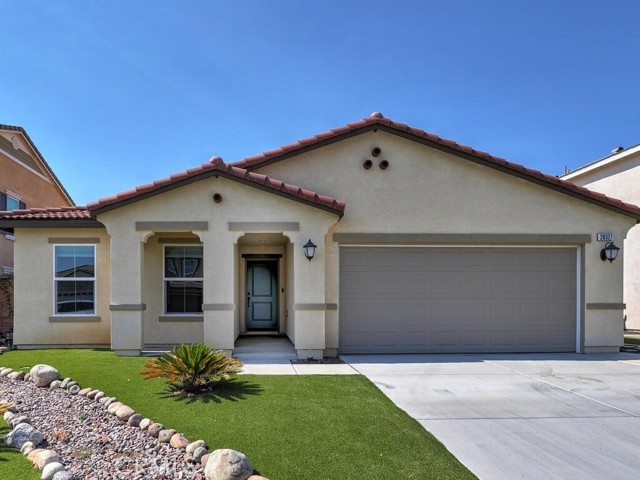 Detail Gallery Image 2 of 42 For 28327 Levi Way, Menifee,  CA 92585 - 4 Beds | 2 Baths