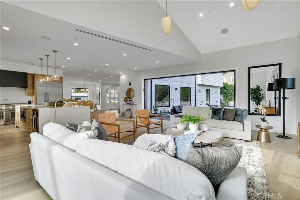 E454F303 412E 4933 8F85 6F54385Dbe2C 6376 Nancy, Westchester, Ca 90045 &Lt;Span Style='BackgroundColor:transparent;Padding:0Px;'&Gt; &Lt;Small&Gt; &Lt;I&Gt; &Lt;/I&Gt; &Lt;/Small&Gt;&Lt;/Span&Gt;