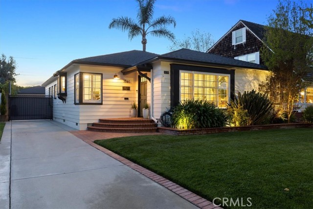 3561 Cerritos Avenue, Long Beach, California 90807, 3 Bedrooms Bedrooms, ,2 BathroomsBathrooms,Single Family Residence,For Sale,Cerritos,PV24086015