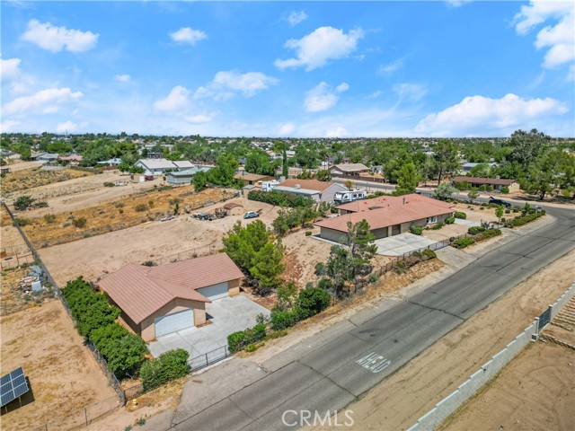 Detail Gallery Image 6 of 43 For 18945 Yucca St, Hesperia,  CA 92345 - 4 Beds | 2/1 Baths