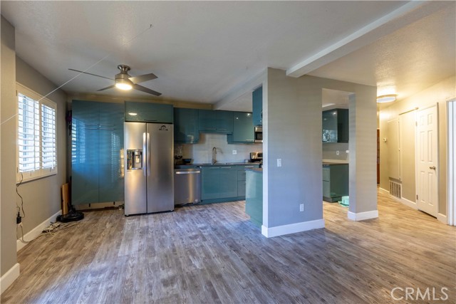 Detail Gallery Image 7 of 45 For 645 Chestnut Avenue #106,  Long Beach,  CA 90802 - 2 Beds | 2 Baths