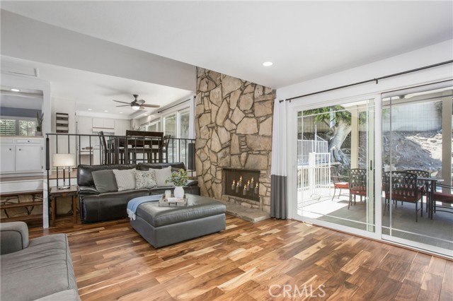 Image 15 of 41 For 25632 Adriana Street