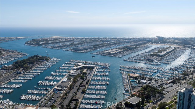 13650 Marina Pointe DR Unit: 609
