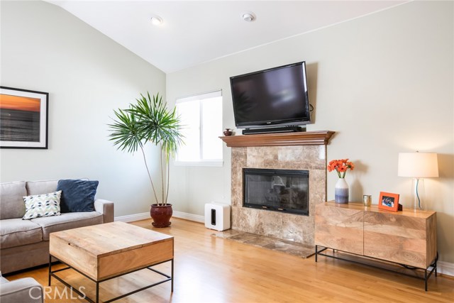 2411 Carnegie Lane, Redondo Beach, California 90278, 4 Bedrooms Bedrooms, ,3 BathroomsBathrooms,Residential,Sold,Carnegie,SB17036345