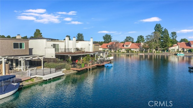 Detail Gallery Image 3 of 45 For 1654 Edgewater Ln, Camarillo,  CA 93010 - 3 Beds | 2/1 Baths