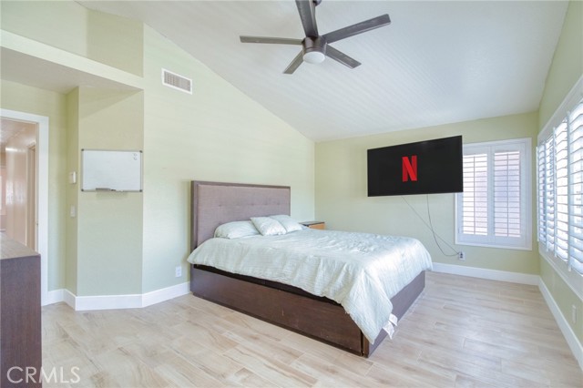 10075 Desert Mallow, Moreno Valley CA: https://media.crmls.org/medias/e456f3c8-efed-4744-9019-2f6c3ebf4e27.jpg