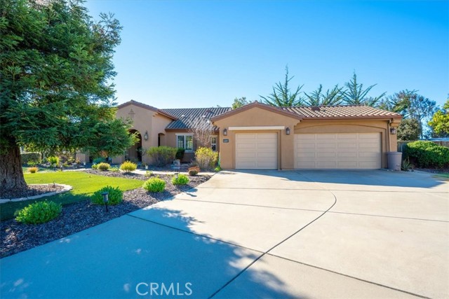 Detail Gallery Image 4 of 64 For 680 Monadella St, Arroyo Grande,  CA 93420 - 3 Beds | 3 Baths