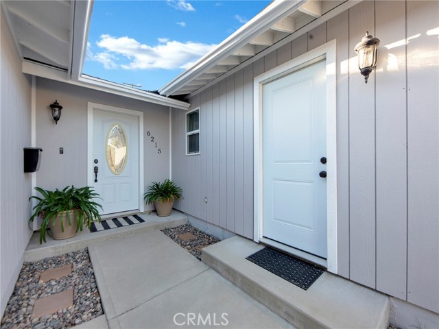 Detail Gallery Image 36 of 53 For 6215 Glide Ave, Woodland Hills,  CA 91367 - 4 Beds | 3 Baths