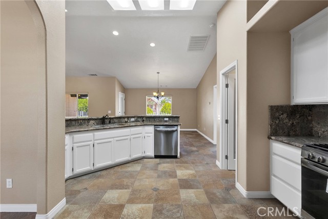 14572 Sultana Street, Hesperia CA: https://media.crmls.org/medias/e45a4334-18b8-4652-91cb-45b95ea59e8c.jpg