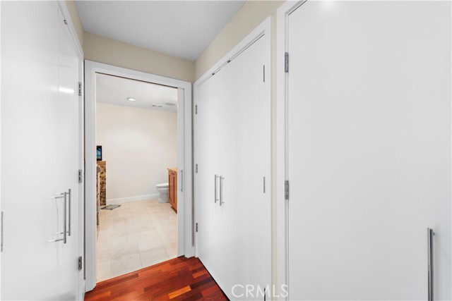 3141 Michelson Drive, Irvine CA: https://media.crmls.org/medias/e45a471e-1a84-4020-a5c6-a1bb765875fe.jpg