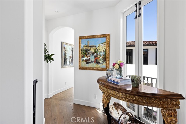 Detail Gallery Image 38 of 58 For 328 Emerald Bay, Laguna Beach,  CA 92651 - 4 Beds | 4/1 Baths