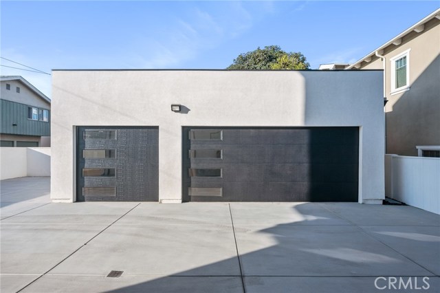 2321 Vanderbilt Lane, Redondo Beach, California 90278, 6 Bedrooms Bedrooms, ,2 BathroomsBathrooms,Residential,Sold,Vanderbilt,CV20231019