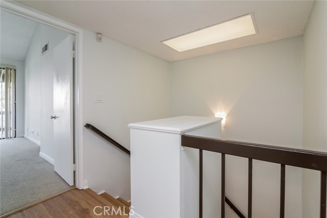 5711 Owensmouth Avenue, Woodland Hills CA: https://media.crmls.org/medias/e45b5fac-b695-48cc-bf84-bc841b6fe72c.jpg