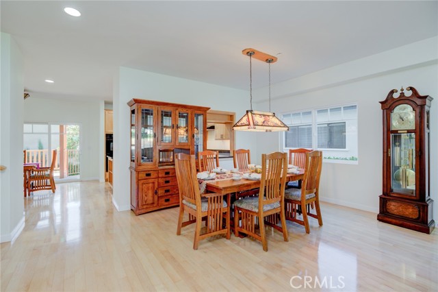 1219 Irena Avenue, Redondo Beach, California 90277, 5 Bedrooms Bedrooms, ,5 BathroomsBathrooms,Residential,Sold,Irena,SB21226617