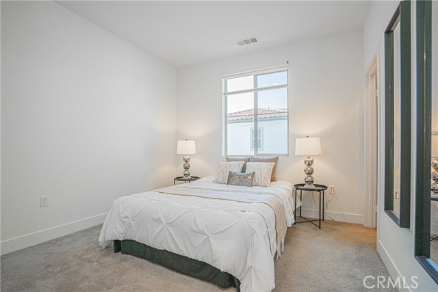 18292 Iris Lane, Yorba Linda CA: https://media.crmls.org/medias/e45c42c4-1243-4818-87a5-ebcff005d851.jpg