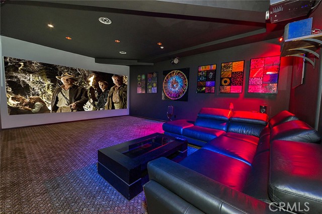 Detail Gallery Image 18 of 53 For 2189 B Sunset Plaza Dr, Los Angeles,  CA 90069 - 5 Beds | 6 Baths