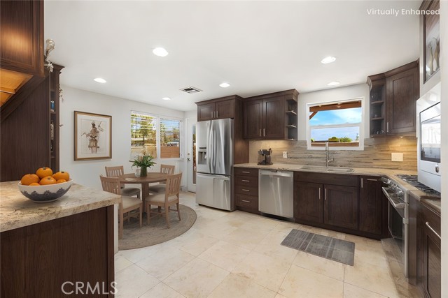 Image 4 of 43 For 43349 Martini Court B