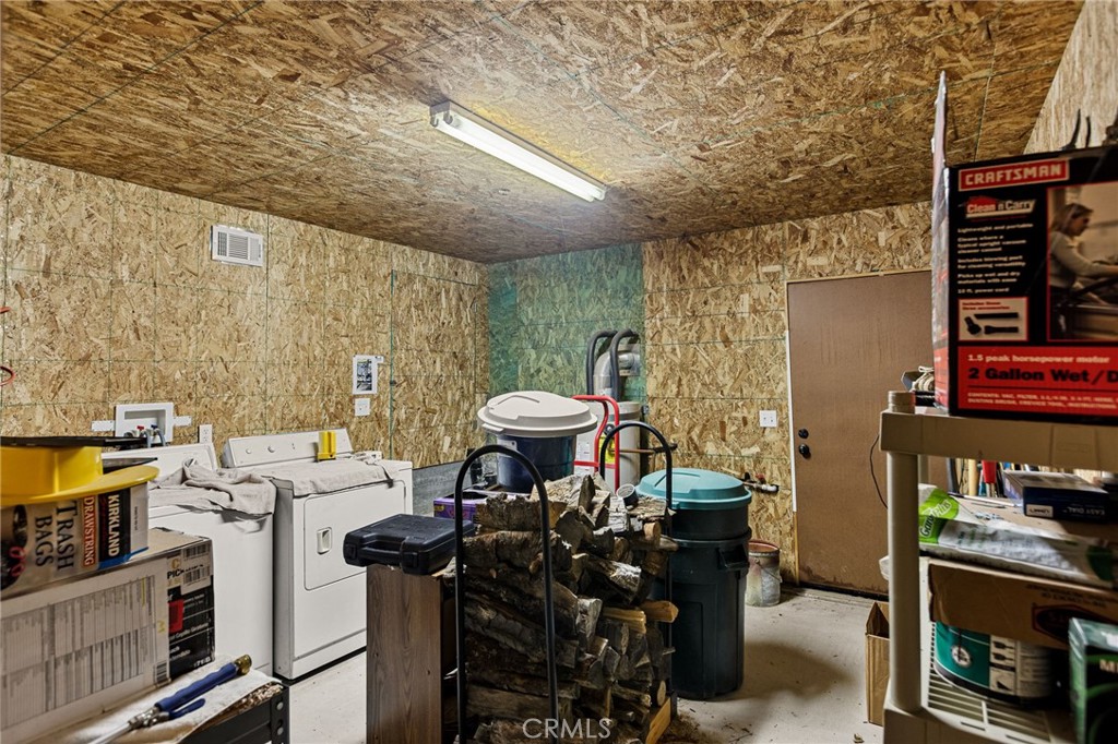 https://media.crmls.org/medias/e45dbfe1-4046-4fb5-ab47-52df8bd83a37.jpg?preset=X-Large