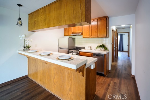 17200 Newhope Street, Fountain Valley CA: https://media.crmls.org/medias/e45f17ce-3513-48db-8882-d5b819edbf52.jpg