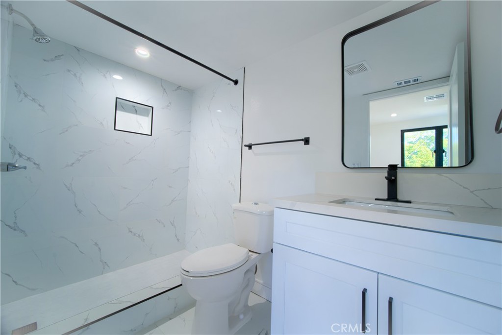 MLS #OC26160948 image #13