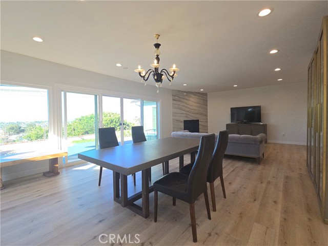 Detail Gallery Image 27 of 36 For 341 Avenida Atezada, Redondo Beach,  CA 90277 - 3 Beds | 2 Baths