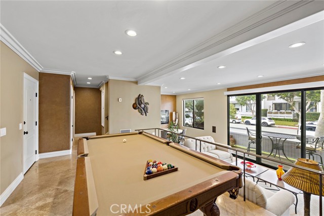 Detail Gallery Image 6 of 22 For 19 Kamalii Ct #257,  Newport Beach,  CA 92663 - 2 Beds | 2/1 Baths