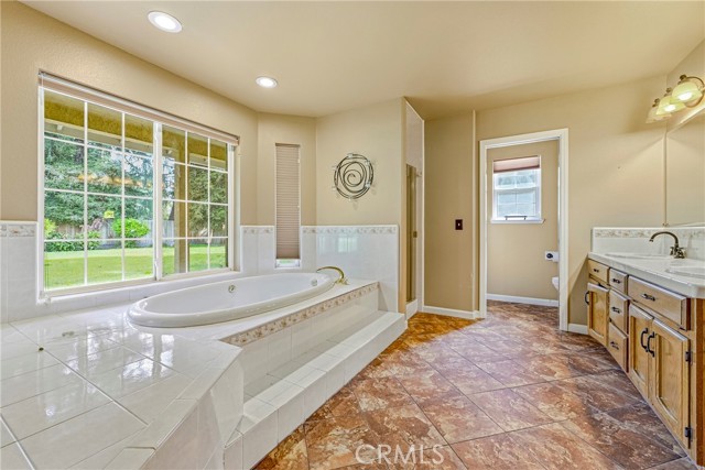 Detail Gallery Image 38 of 64 For 2117 Julia, Atwater,  CA 95301 - 4 Beds | 3 Baths