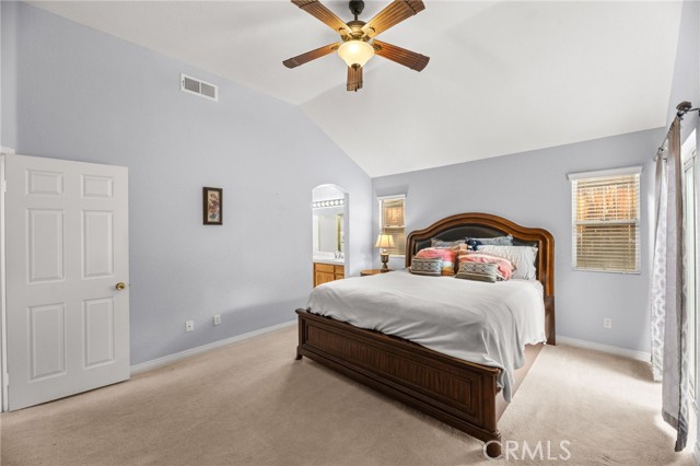 40723 Mountain Pride, Murrieta CA: https://media.crmls.org/medias/e4608d68-2db5-48df-b0ad-f9aa3a53dfad.jpg