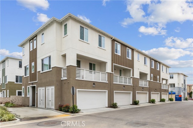 Detail Gallery Image 15 of 15 For 1484 Sunrise Ln., San Pedro,  CA 90732 - 4 Beds | 4 Baths