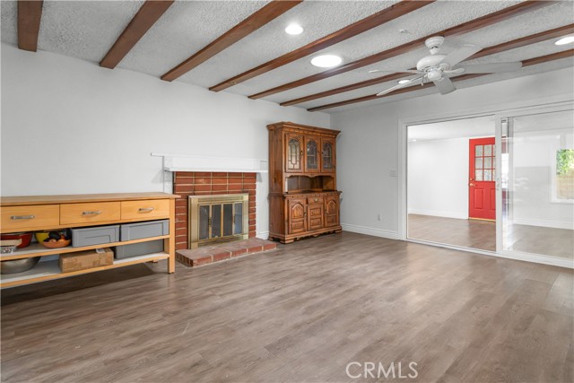 Detail Gallery Image 11 of 42 For 20212 Londelius, Winnetka,  CA 91306 - 3 Beds | 2 Baths