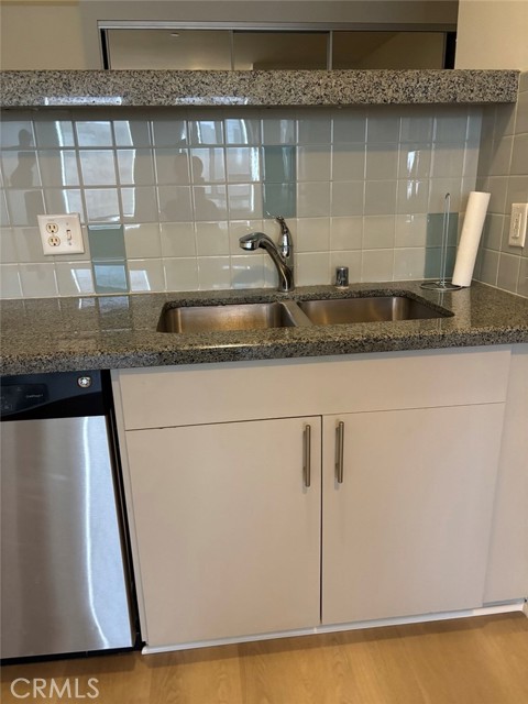 Detail Gallery Image 20 of 25 For 3810 Wilshire Bld #309,  Los Angeles,  CA 90010 - 1 Beds | 1 Baths