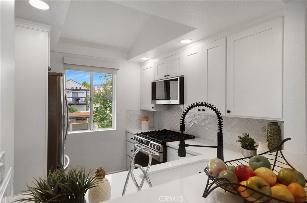 E461f846 B08c 4bf6 8f48 4f36fa31d5a4