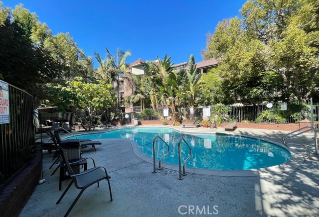 Detail Gallery Image 23 of 31 For 330 Cordova #378,  Pasadena,  CA 91101 - 2 Beds | 2/1 Baths