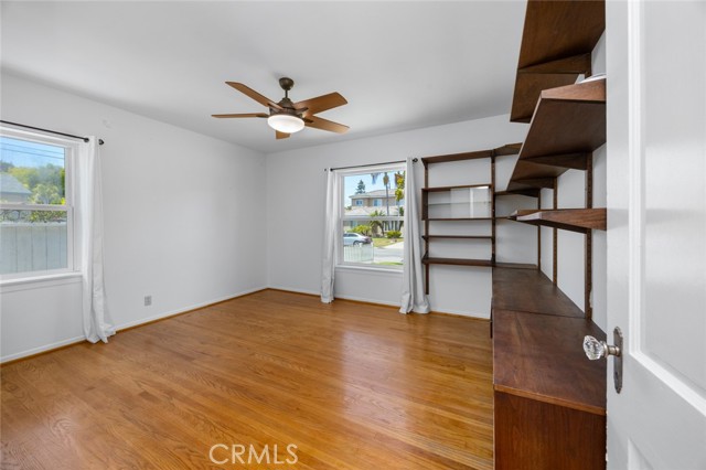 Image 22 of 41 For 5422 Harvey Way