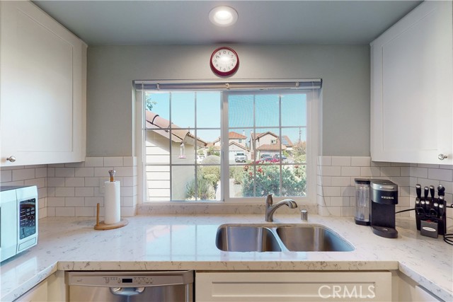 E46249f5 3ede 4256 A60b 2e8670b54281