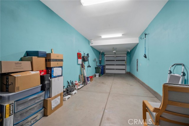 4171 S Cardinale Privado, Ontario CA: https://media.crmls.org/medias/e462531f-c75c-4329-b43c-96a2a370d574.jpg