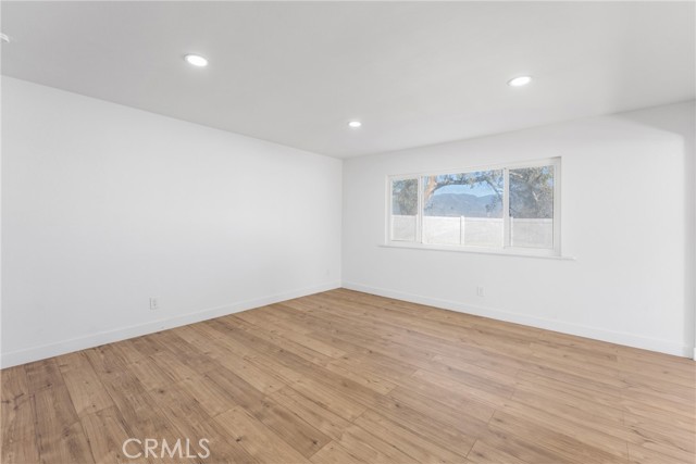 Detail Gallery Image 13 of 40 For 1423 N Terrace Rd, Rialto,  CA 92376 - 4 Beds | 2 Baths