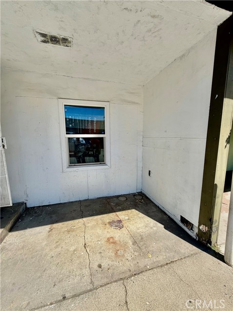 Detail Gallery Image 6 of 16 For 7229 Sterling, San Bernardino,  CA 92404 - – Beds | – Baths