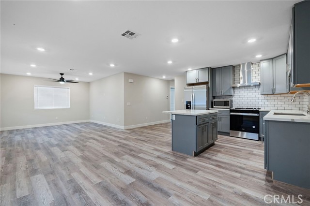 Detail Gallery Image 3 of 11 For 311 N Idaho, La Habra,  CA 90631 - – Beds | – Baths