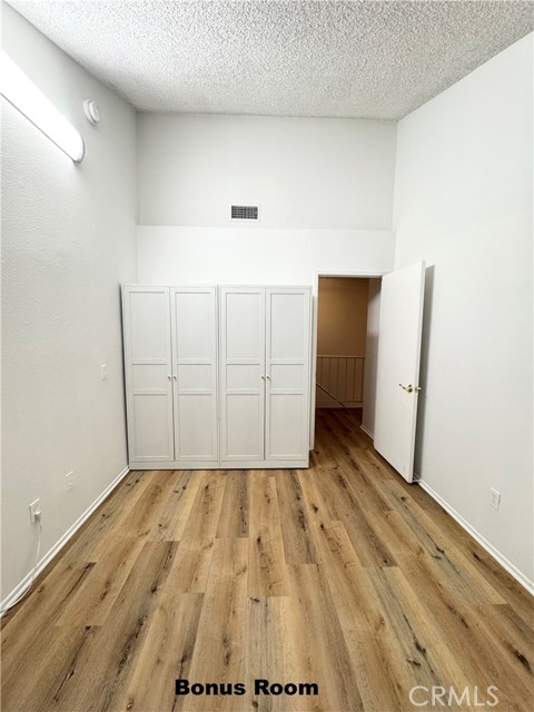 9635 Sepulveda Boulevard, North Hills CA: https://media.crmls.org/medias/e4636068-33ef-40d8-8726-b08e7d8e1f9e.jpg