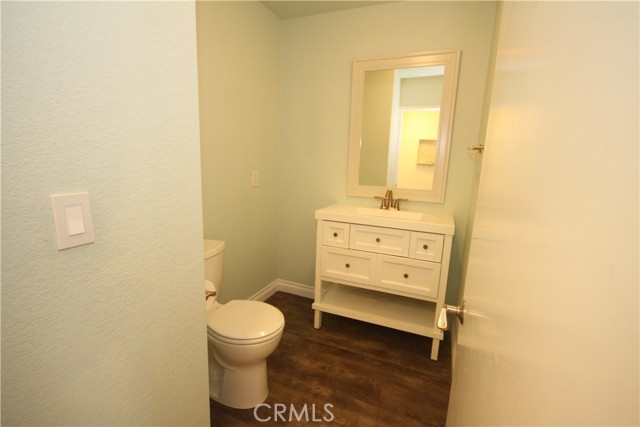 Detail Gallery Image 12 of 15 For 19072 E Country #15,  Orange,  CA 92869 - 2 Beds | 2/1 Baths