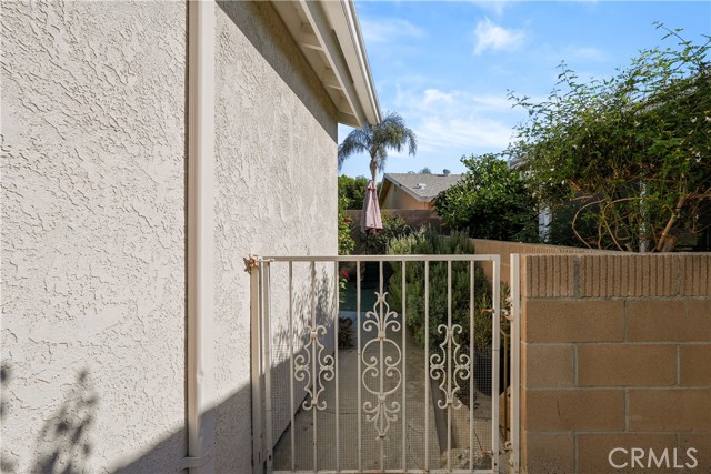 Detail Gallery Image 30 of 41 For 2416 El Rancho Cir, Hemet,  CA 92545 - 2 Beds | 2 Baths