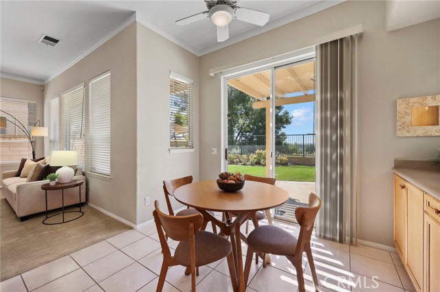 Detail Gallery Image 9 of 41 For 27402 Carino Cir, Mission Viejo,  CA 92692 - 5 Beds | 3 Baths