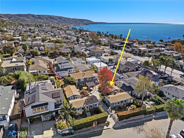 235 Cajon Street, Laguna Beach CA: https://media.crmls.org/medias/e4655f07-4273-49ae-8725-d04a770bb3f0.jpg