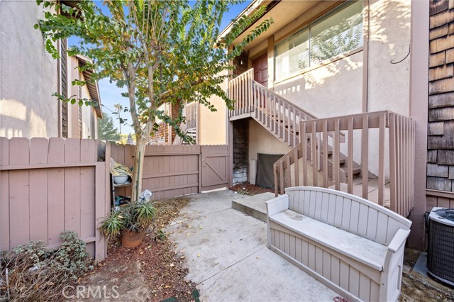 Detail Gallery Image 15 of 23 For 1078 Cabrillo Park Dr #B,  Santa Ana,  CA 92701 - 1 Beds | 1 Baths