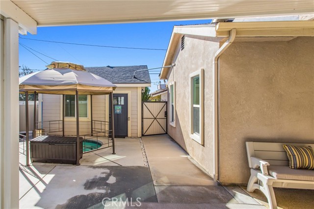 425 Sandalwood, Calimesa CA: https://media.crmls.org/medias/e465a57f-b1b9-4896-9860-ef8465bfa4bd.jpg